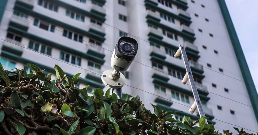 Otimize seu negócio com segurança colaborativa para condomínios